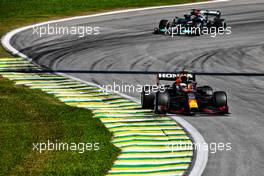 Max Verstappen (NLD) Red Bull Racing RB16B. 14.11.2021. Formula 1 World Championship, Rd 19, Brazilian Grand Prix, Sao Paulo, Brazil, Race Day.