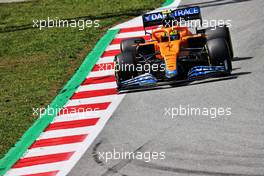Daniel Ricciardo (AUS) McLaren MCL35M. 07.05.2021 Formula 1 World Championship, Rd 4, Spanish Grand Prix, Barcelona, Spain, Practice Day.