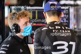 (L to R): Josh Peckett (GBR) Alpine F1 Team Race Engineer with Esteban Ocon (FRA) Alpine F1 Team. 07.05.2021 Formula 1 World Championship, Rd 4, Spanish Grand Prix, Barcelona, Spain, Practice Day.