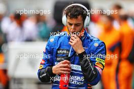 Daniel Ricciardo (AUS) McLaren on the grid. 09.05.2021. Formula 1 World Championship, Rd 4, Spanish Grand Prix, Barcelona, Spain, Race Day.