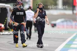 Sergio Perez (MEX) Red Bull Racing with Xavi Martos (ESP) Red Bull Racing F1 Team Physio. 09.05.2021. Formula 1 World Championship, Rd 4, Spanish Grand Prix, Barcelona, Spain, Race Day.