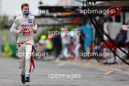 Mick Schumacher (GER) Haas F1 Team on the grid. 09.05.2021. Formula 1 World Championship, Rd 4, Spanish Grand Prix, Barcelona, Spain, Race Day.