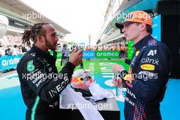 (L to R): Race winner Lewis Hamilton (GBR) Mercedes AMG F1 in parc ferme with second placed Max Verstappen (NLD) Red Bull Racing. 09.05.2021. Formula 1 World Championship, Rd 4, Spanish Grand Prix, Barcelona, Spain, Race Day.