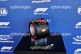 Pirelli Pole Position Award for Lewis Hamilton (GBR) Mercedes AMG F1. 08.05.2021. Formula 1 World Championship, Rd 4, Spanish Grand Prix, Barcelona, Spain, Qualifying Day.