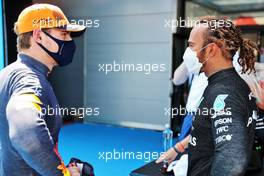 (L to R): Max Verstappen (NLD) Red Bull Racing in qualifying parc ferme with pole sitter Lewis Hamilton (GBR) Mercedes AMG F1. 08.05.2021. Formula 1 World Championship, Rd 4, Spanish Grand Prix, Barcelona, Spain, Qualifying Day.
