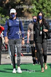 Nicholas Latifi (CDN) Williams Racing with his girlfriend Sandra Dziwiszek (POL). 08.05.2021. Formula 1 World Championship, Rd 4, Spanish Grand Prix, Barcelona, Spain, Qualifying Day.