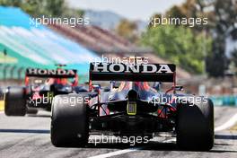 Sergio Perez (MEX) Red Bull Racing RB16B. 08.05.2021. Formula 1 World Championship, Rd 4, Spanish Grand Prix, Barcelona, Spain, Qualifying Day.