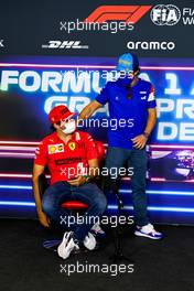 (L to R): Carlos Sainz Jr (ESP) Ferrari and Fernando Alonso (ESP) Alpine F1 Team in the FIA Press Conference. 06.05.2021. Formula 1 World Championship, Rd 4, Spanish Grand Prix, Barcelona, Spain, Preparation Day.