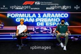 (L to R): Lando Norris (GBR) McLaren and Lance Stroll (CDN) Aston Martin F1 Team in the FIA Press Conference. 06.05.2021. Formula 1 World Championship, Rd 4, Spanish Grand Prix, Barcelona, Spain, Preparation Day.