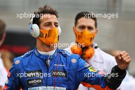 Daniel Ricciardo (AUS) McLaren on the grid. 20.06.2021. Formula 1 World Championship, Rd 7, French Grand Prix, Paul Ricard, France, Race Day.