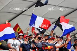 Circuit atmosphere - fans in the grandstand. 20.06.2021. Formula 1 World Championship, Rd 7, French Grand Prix, Paul Ricard, France, Race Day.