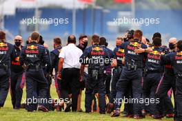Red Bull Racing celebrate at the end of the race. 20.06.2021. Formula 1 World Championship, Rd 7, French Grand Prix, Paul Ricard, France, Race Day.