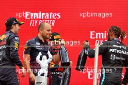 Gianpiero Lambiase (ITA) Red Bull Racing Engineer celebrates on the podium with Lewis Hamilton (GBR) Mercedes AMG F1. 20.06.2021. Formula 1 World Championship, Rd 7, French Grand Prix, Paul Ricard, France, Race Day.