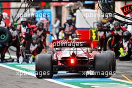 Kimi Raikkonen (FIN) Alfa Romeo Racing C41 makes a pit stop. 20.06.2021. Formula 1 World Championship, Rd 7, French Grand Prix, Paul Ricard, France, Race Day.