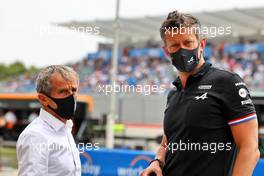 (L to R): Alain Prost (FRA) Alpine F1 Team Non-Executive Director with Marcin Budkowski (POL) Alpine F1 Team Executive Director. 19.06.2021. Formula 1 World Championship, Rd 7, French Grand Prix, Paul Ricard, France, Qualifying Day.
