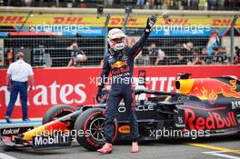 Max Verstappen (NLD) Red Bull Racing RB16B celebrates his pole position in qualifying parc ferme. 19.06.2021. Formula 1 World Championship, Rd 7, French Grand Prix, Paul Ricard, France, Qualifying Day.