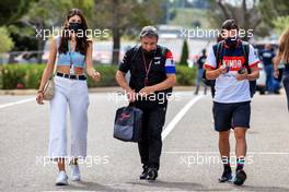 (L to R): Linda Morselli with Fabrizio Borra (ESP) Alpine F1 Team Physio and Fernando Alonso (ESP) Alpine F1 Team. 17.06.2021. Formula 1 World Championship, Rd 7, French Grand Prix, Paul Ricard, France, Preparation Day.