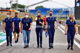 Williams Racing walk the circuit. 17.06.2021. Formula 1 World Championship, Rd 7, French Grand Prix, Paul Ricard, France, Preparation Day.