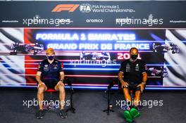 (L to R): Max Verstappen (NLD) Red Bull Racing with Lewis Hamilton (GBR) Mercedes AMG F1 in the FIA Press Conference. 17.06.2021. Formula 1 World Championship, Rd 7, French Grand Prix, Paul Ricard, France, Preparation Day.