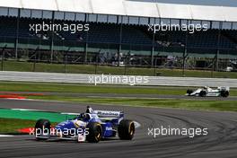 Damon Hill (GBR) Sky Sports Presenter in a Williams FW18. 18.07.2021. Formula 1 World Championship, Rd 10, British Grand Prix, Silverstone, England, Race Day.