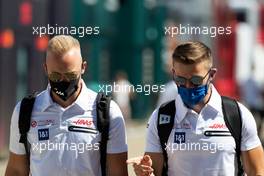 Nikita Mazepin (RUS) Haas F1 Team (Left). 17.07.2021. Formula 1 World Championship, Rd 10, British Grand Prix, Silverstone, England, Qualifying Day.