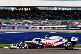 Mick Schumacher (GER) Haas VF-21. 17.07.2021. Formula 1 World Championship, Rd 10, British Grand Prix, Silverstone, England, Qualifying Day.