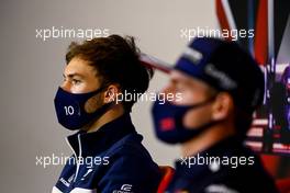 Pierre Gasly (FRA) AlphaTauri and Max Verstappen (NLD) Red Bull Racing in the FIA Press Conference. 15.07.2021. Formula 1 World Championship, Rd 10, British Grand Prix, Silverstone, England, Preparation Day.