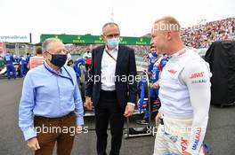 (L to R): Jean Todt (FRA) FIA President on the grid with Stefano Domenicali (ITA) Formula One President and CEO and Nikita Mazepin (RUS) Haas F1 Team. 01.08.2021. Formula 1 World Championship, Rd 11, Hungarian Grand Prix, Budapest, Hungary, Race Day.