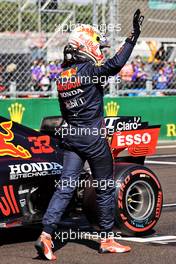 Max Verstappen (NLD) Red Bull Racing celebrates his third position in qualifying parc ferme. 31.07.2021. Formula 1 World Championship, Rd 11, Hungarian Grand Prix, Budapest, Hungary, Qualifying Day.