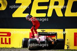 Charles Leclerc (MON) Ferrari SF-21 crashed in the second practice session. 16.04.2021. Formula 1 World Championship, Rd 2, Emilia Romagna Grand Prix, Imola, Italy, Practice Day.
