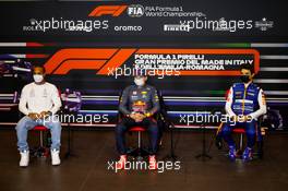 (L to R): Lewis Hamilton (GBR) Mercedes AMG F1; Max Verstappen (NLD) Red Bull Racing; and Lando Norris (GBR) McLaren, in the post race FIA Press Conference. 18.04.2021. Formula 1 World Championship, Rd 2, Emilia Romagna Grand Prix, Imola, Italy, Race Day.