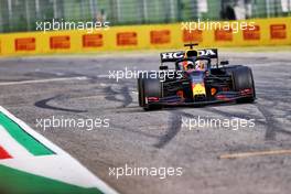 Race winner Max Verstappen (NLD) Red Bull Racing RB16B celebrates at the end of the race. 18.04.2021. Formula 1 World Championship, Rd 2, Emilia Romagna Grand Prix, Imola, Italy, Race Day.