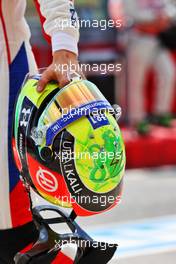 The helmet of Mick Schumacher (GER) Haas F1 Team. 17.04.2021. Formula 1 World Championship, Rd 2, Emilia Romagna Grand Prix, Imola, Italy, Qualifying Day.