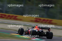 Sergio Perez (MEX), Red Bull Racing  17.04.2021. Formula 1 World Championship, Rd 2, Emilia Romagna Grand Prix, Imola, Italy, Qualifying Day.