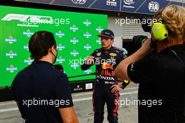 Max Verstappen (NLD) Red Bull Racing with Felipe Massa (BRA) in qualifying parc ferme. 10.09.2021. Formula 1 World Championship, Rd 14, Italian Grand Prix, Monza, Italy, Qualifying Day.