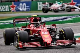 Carlos Sainz Jr (ESP) Ferrari SF-21. 10.09.2021. Formula 1 World Championship, Rd 14, Italian Grand Prix, Monza, Italy, Qualifying Day.