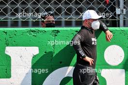 Valtteri Bottas (FIN) Mercedes AMG F1 on the grid. 12.09.2021. Formula 1 World Championship, Rd 14, Italian Grand Prix, Monza, Italy, Race Day.
