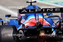 Esteban Ocon (FRA) Alpine F1 Team A521 leaves the pits. 11.09.2021. Formula 1 World Championship, Rd 14, Italian Grand Prix, Monza, Italy, Sprint Day.