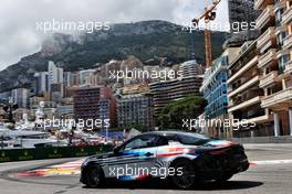 Fernando Alonso (ESP) Alpine F1 Team with Felipe Pantone, Artist in the Alpine A110. 21.05.2021. Formula 1 World Championship, Rd 5, Monaco Grand Prix, Monte Carlo, Monaco, Friday.