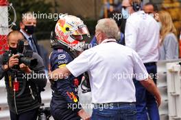 Race winner Max Verstappen (NLD) Red Bull Racing celebrates in parc ferme with Dr Helmut Marko (AUT) Red Bull Motorsport Consultant. 23.05.2021. Formula 1 World Championship, Rd 5, Monaco Grand Prix, Monte Carlo, Monaco, Race Day.