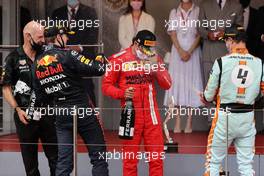 Adrian Newey (GBR) Red Bull Racing Chief Technical Officer with 2nd place Carlos Sainz Jr (ESP) Ferrari, 1st place Max Verstappen (NLD) Red Bull Racing RB16B and 3rd place Lando Norris (GBR) McLaren. 23.05.2021. Formula 1 World Championship, Rd 5, Monaco Grand Prix, Monte Carlo, Monaco, Race Day.