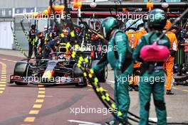 Sergio Perez (MEX) Red Bull Racing RB16B makes a pit stop. 23.05.2021. Formula 1 World Championship, Rd 5, Monaco Grand Prix, Monte Carlo, Monaco, Race Day.