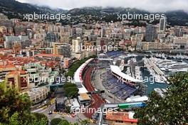 Daniel Ricciardo (AUS) McLaren MCL35M and Lewis Hamilton (GBR) Mercedes AMG F1 W12. 22.05.2021. Formula 1 World Championship, Rd 5, Monaco Grand Prix, Monte Carlo, Monaco, Qualifying Day.