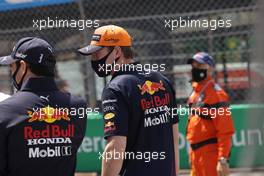 (L to R): Sergio Perez (MEX) Red Bull Racing with Max Verstappen (NLD) Red Bull Racing. 23.05.2021. Formula 1 World Championship, Rd 5, Monaco Grand Prix, Monte Carlo, Monaco, Race Day.