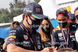 Sergio Perez (MEX) Red Bull Racing with fans. 05.11.2021. Formula 1 World Championship, Rd 18, Mexican Grand Prix, Mexico City, Mexico, Practice Day.