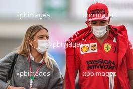 Carlos Sainz Jr (ESP) Ferrari with his girlfriend Isabel Hernaez. 05.11.2021. Formula 1 World Championship, Rd 18, Mexican Grand Prix, Mexico City, Mexico, Practice Day.