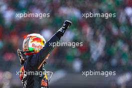 Sergio Perez (MEX) Red Bull Racing celebrates his third position in parc ferme. 07.11.2021. Formula 1 World Championship, Rd 18, Mexican Grand Prix, Mexico City, Mexico, Race Day.