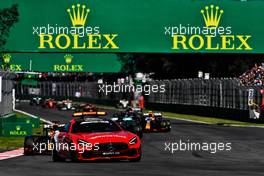 Max Verstappen (NLD) Red Bull Racing RB16B leads behind the Aston Martin FIA Safety Car. 07.11.2021. Formula 1 World Championship, Rd 18, Mexican Grand Prix, Mexico City, Mexico, Race Day.