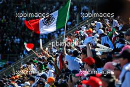 Circuit atmosphere - fans in the grandstand. 07.11.2021. Formula 1 World Championship, Rd 18, Mexican Grand Prix, Mexico City, Mexico, Race Day.