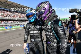 (L to R): Valtteri Bottas (FIN) Mercedes AMG F1 celebrates his pole position in qualifying parc ferme with second placed team mate Lewis Hamilton (GBR) Mercedes AMG F1. 06.11.2021. Formula 1 World Championship, Rd 18, Mexican Grand Prix, Mexico City, Mexico, Qualifying Day.